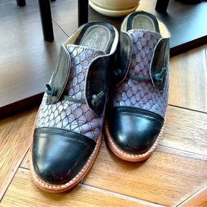 Freebird Malena Oxford Mule Navy Multi